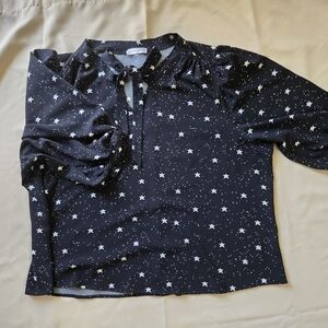 Women's Plus Sized Star Patterned Top With Bow Detail. Size 3XL